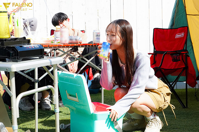 飲んでムラムラ…親友の目の前で親友のカレチ●ポを誘惑するWデートキャンプNTR 与田りん│与田りん│4K│1fns00060