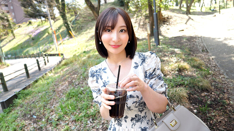 【レスで欲求不満】むっつり淫乱性欲ガチ強奥様28歳。担当美容師に浮気ち●ぽをおねだり！連続スプラッシュ生ハメイキ狂い中出しNTR！！││4K│h_1472hmdnv00732