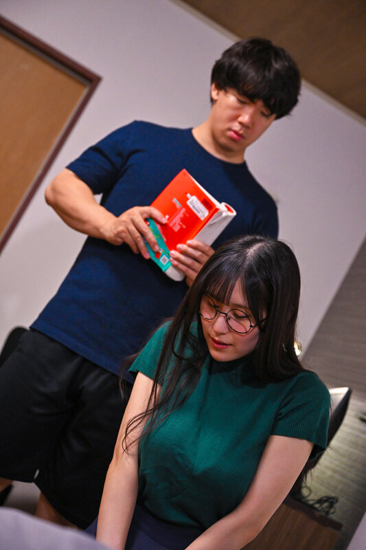 地味メガネ美爆乳お姉さんは弟専用のド変態痴女 雨宮ひびき│雨宮ひびき│ハイビジョン│h_1814nmsl00026