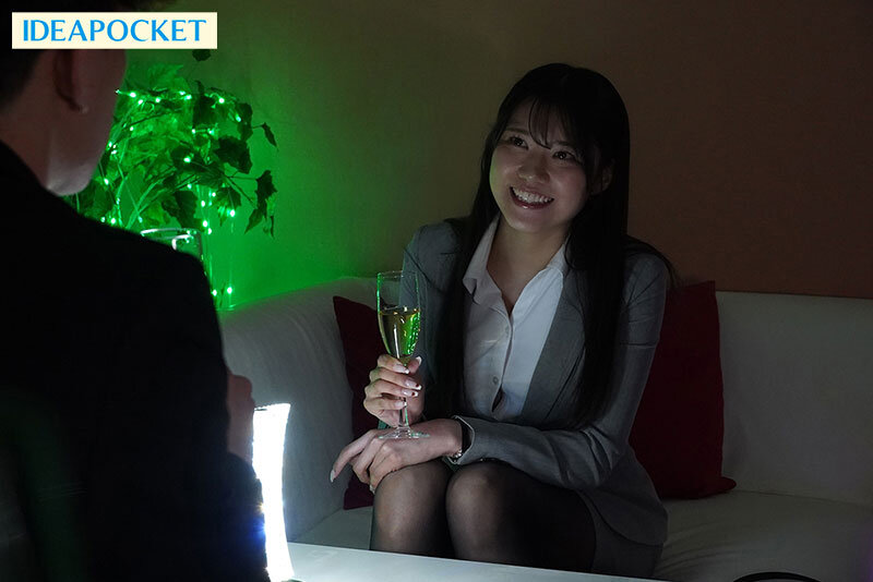 出張先が記録的豪雨で童貞部下と突然相部屋に…雨で濡れた身体に興奮した部下に襲われ朝まで7発のびしょ濡れ絶倫性交 愛才りあ│愛才りあ│ハイビジョン│ipzz00590