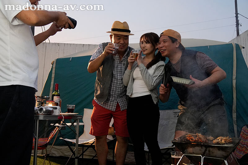 町内キャンプNTR テントの中で何度もまわされた妻の衝撃的浮気映像 広瀬ゆり│広瀬ゆり│ハイビジョン│juq00976