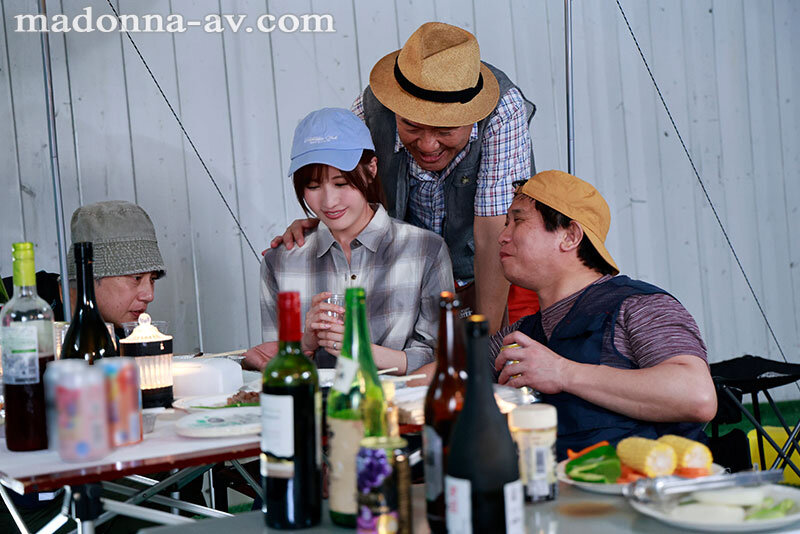 Gカップ美女、マドンナ移籍第一弾！！ 町内キャンプNTR テントの中で何度も中出しされた妻の衝撃的浮気映像 藤森里穂│藤森里穂│独占配信│jur00010