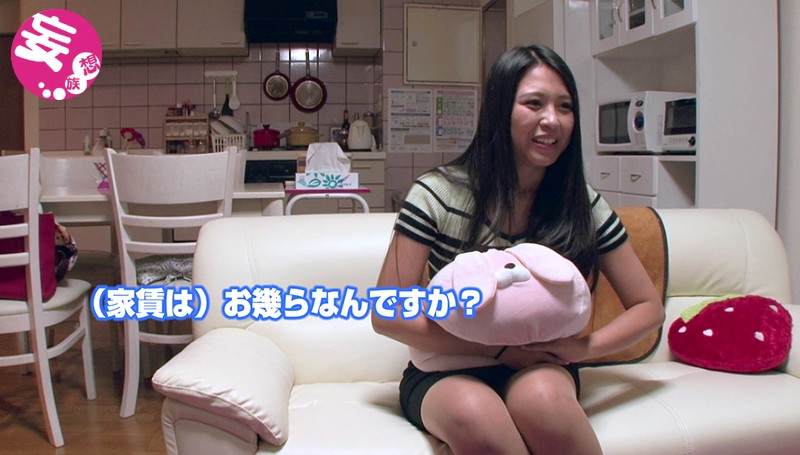 TAXI NTR 終電を逃したそこのラブラブカップルさん！偶然たまたま方向が同じなので良ければ我々大事な彼女さんとタクってイイですか！││寝取り・寝取られ・NTR│nkkd00042