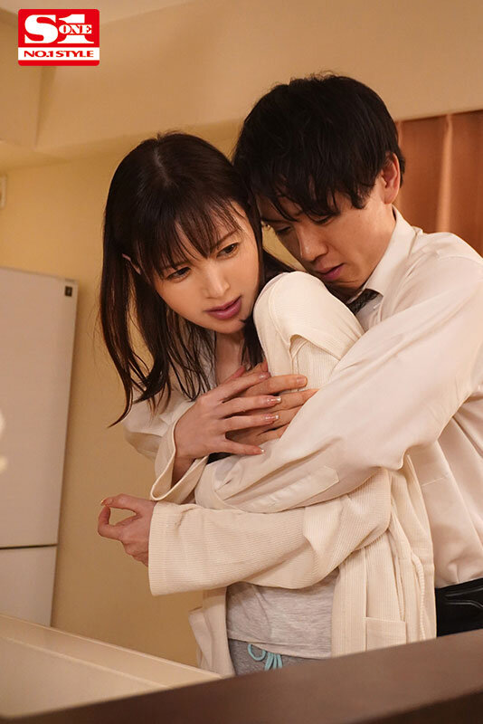 終電逃して上司宅に宿泊中、上司の奥さんの巨乳とクビレがめちゃくちゃエロくて…理性では抑えきれず挿入してしまった。 仁藤さや香│仁藤さや香│ハイビジョン│sone00391